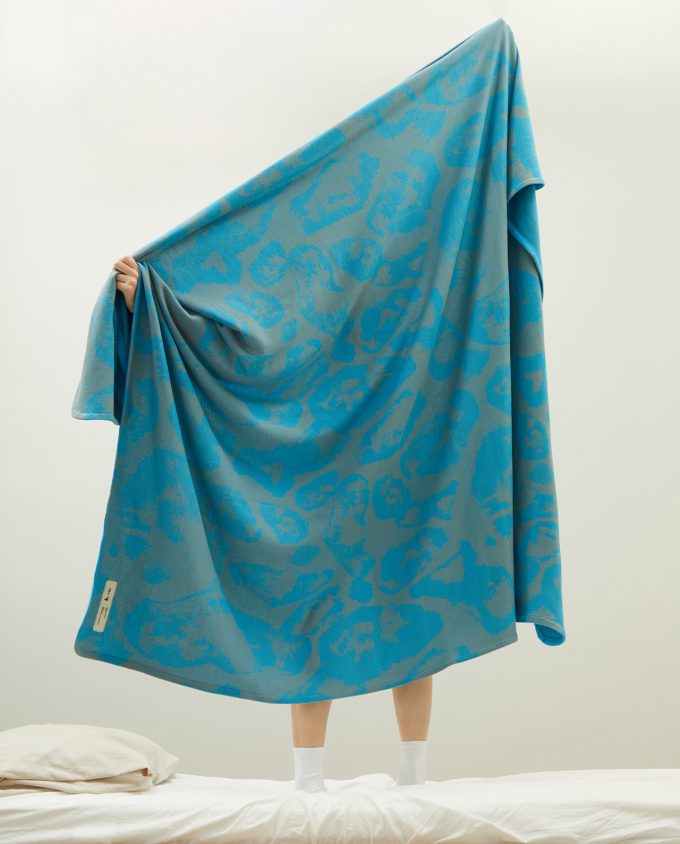 Blue flat knit blanket